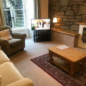 Fantastic 3 Double Bedrooms 2 Bathrooms Garden Sleeps 6 , Edinburgh United Kingdom